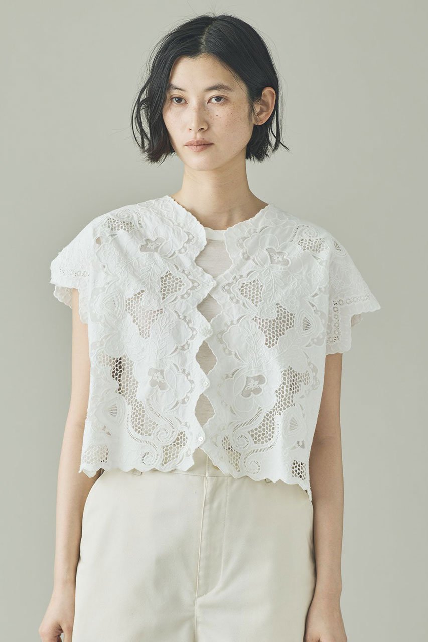 【カレンソロジー/Curensology】のNエンブロイダリーブラウス 人気、トレンドファッション・服の通販 founy(ファニー) 　ファッション　Fashion　レディースファッション　Fashion for Women　トップス・カットソー　Cut & Sew Tops　シャツ・ブラウス・オフィスカジュアル　Elegant Blouses & Button-Ups　インド　Indian Textile　キャミワンピース　Cami Dress, Slip Dress　スリーブ　Sleeve, Long Sleeve / Short Sleeve　チュール　Tulip, Tulip Motif　ノースリーブ　Sleeveless, No-Sleeve　ボタニカル　Botanical, Floral Pattern　ロング　Long, Long-Length　羽織　Haori, Light Jacket　other-8|ID: prp329100004904998 ipo3291000000036717701