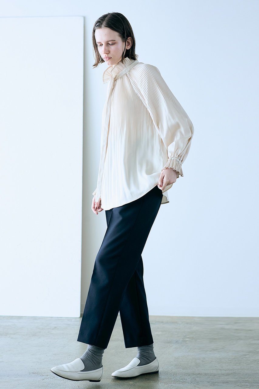 【マリリンムーン/MARILYN MOON】のアコーディオンプリーツブラウス 人気、トレンドファッション・服の通販 founy(ファニー) 　ファッション　Fashion　レディースファッション　Fashion for Women　トップス・カットソー　Cut & Sew Tops　シャツ・ブラウス・オフィスカジュアル　Elegant Blouses & Button-Ups　オケージョン　Occasion Wear　クラシック　Classic, Timeless Style　スリーブ　Sleeve, Long Sleeve / Short Sleeve　プリーツ　Pleats, Pleated　ボトム　Bottoms, Lower Wear　リボン　Ribbon, Bow　ロング　Long, Long-Length　人気　Popular, Best Seller　other-7|ID: prp329100004905090 ipo3291000000036718538