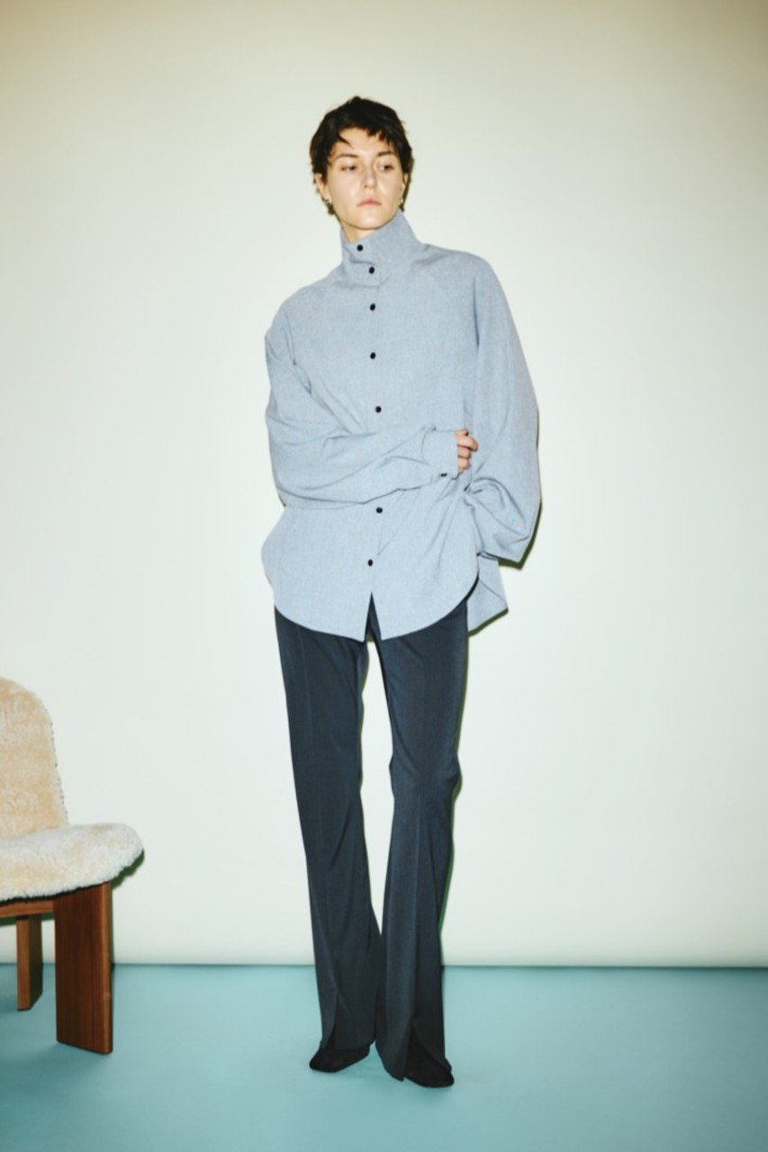 【リムアーク/RIM.ARK】のSuper volume sleeve SH/シャツ 人気、トレンドファッション・服の通販 founy(ファニー) 　ファッション　Fashion　レディースファッション　Fashion for Women　トップス・カットソー　Cut & Sew Tops　シャツ・ブラウス・オフィスカジュアル　Elegant Blouses & Button-Ups　ボリューム袖・フリルスリーブブラウス　Voluminous & Ruffle Sleeves / Puffy Sleeve Tops　エレガント 上品　Elegant　シャンブレー　Chambray, Denim-Like Fabric　シンプル　Simple, Minimal　スリーブ　Sleeve, Long Sleeve / Short Sleeve　ミックス　Mix, Mixed Style　ロング　Long, Long-Length　other-7|ID: prp329100004905105 ipo3291000000036718667