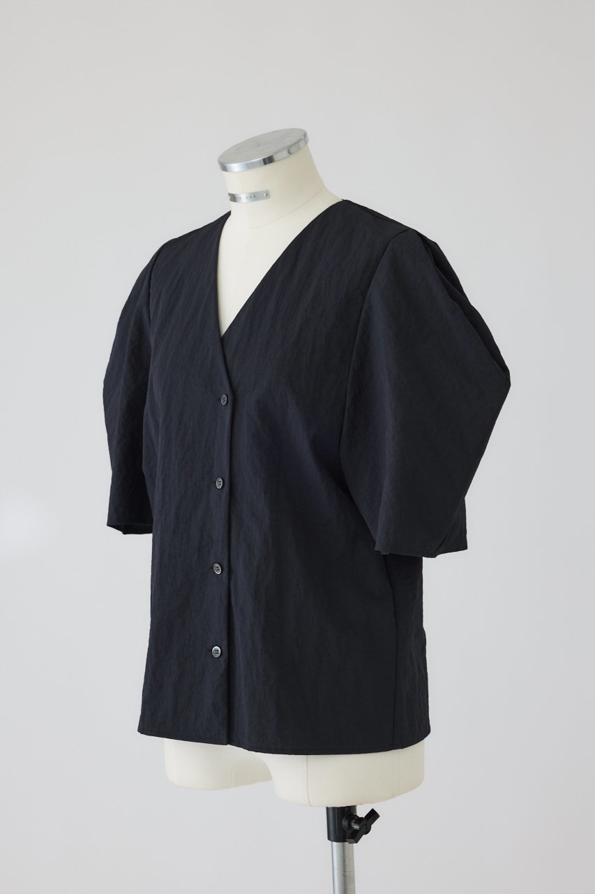 【リムアーク/RIM.ARK】のVolume sleeve v-neck SH/シャツ 人気、トレンドファッション・服の通販 founy(ファニー) 　ファッション　Fashion　レディースファッション　Fashion for Women　トップス・カットソー　Cut & Sew Tops　シャツ・ブラウス・オフィスカジュアル　Elegant Blouses & Button-Ups　Vネックトップス　V-Neck Tops / V-Cut Neckline Shirts　ボリューム袖・フリルスリーブブラウス　Voluminous & Ruffle Sleeves / Puffy Sleeve Tops　コンパクト　Compact, Small Size　スリーブ　Sleeve, Long Sleeve / Short Sleeve　ロング　Long, Long-Length　other-2|ID: prp329100004905151 ipo3291000000036747323