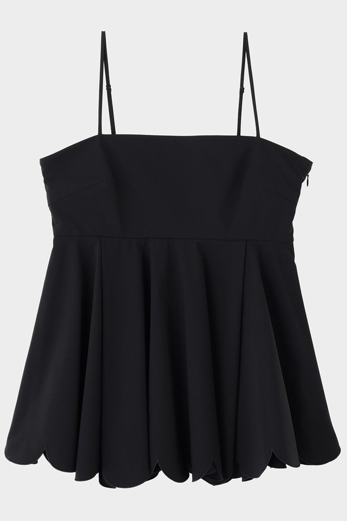 【ル フィル/LE PHIL】のSOLOTEXブロードスカラップキャミソール インテリア・キッズ・メンズ・レディースファッション・服の通販 founy(ファニー) https://founy.com/ ファッション Fashion レディースファッション Fashion for Women トップス・カットソー Cut & Sew Tops キャミソール&ノースリーブ Camisoles & Sleeveless Tops シャツ・ブラウス・オフィスカジュアル Elegant Blouses & Button-Ups インナー Innerwear キャミソール Camisole, Spaghetti Strap Top コンパクト Compact, Small Size スカラップ Scallop, Scalloped Edge スタンダード Standard, Basic ストレッチ Stretch, Stretchy Fabric ノースリーブ Sleeveless, No-Sleeve バランス Balance, Style Balance |ID: prp329100004905308 ipo3291000000036720462