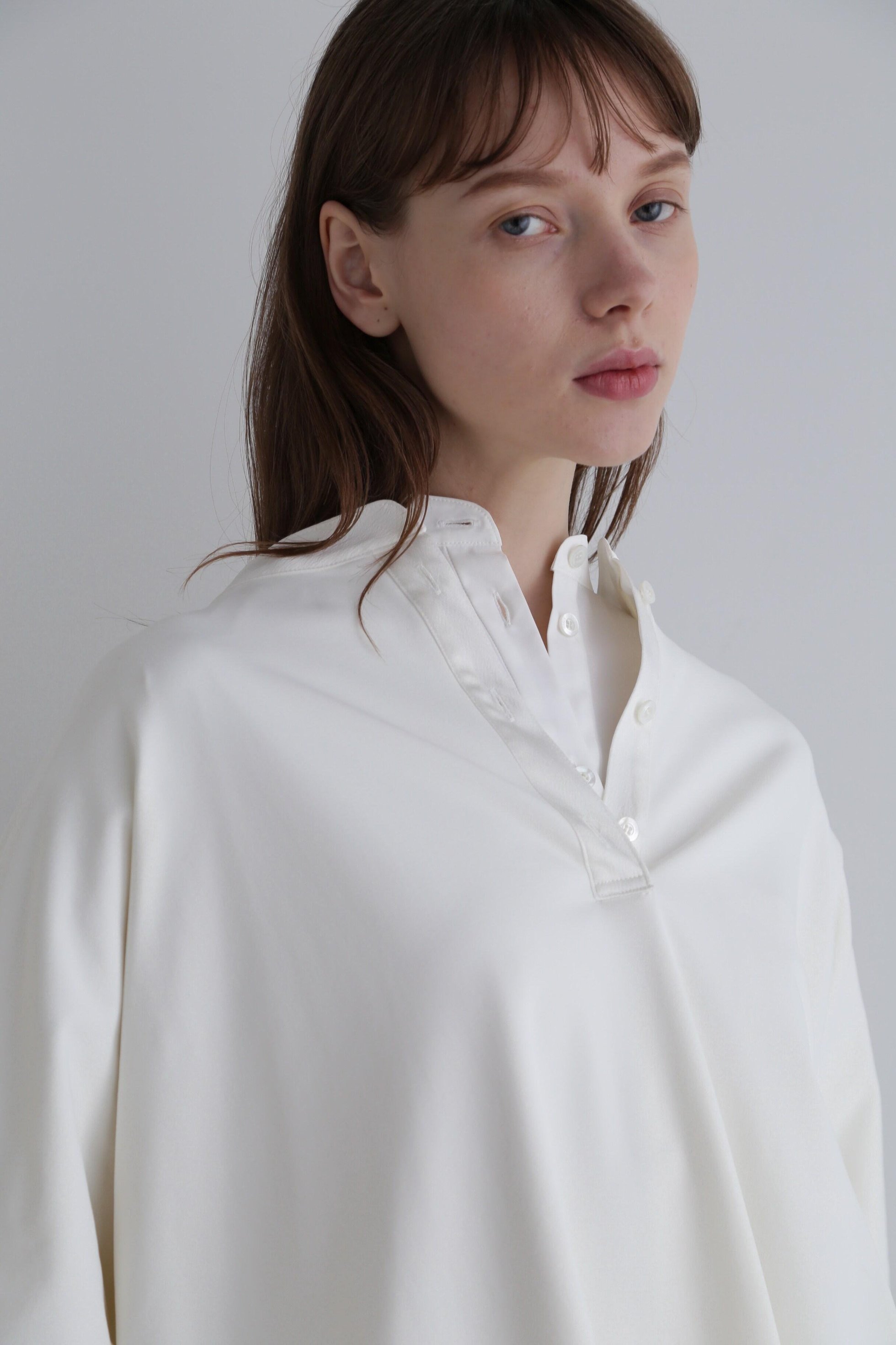 【ル フィル/LE PHIL】の《LE PHIL》ハイストレッチ裏起毛プルオーバー 人気、トレンドファッション・服の通販 founy(ファニー) 　ファッション　Fashion　レディースファッション　Fashion for Women　トップス・カットソー　Cut & Sew Tops　シャツ・ブラウス・オフィスカジュアル　Elegant Blouses & Button-Ups　ロングTシャツ・Tシャツ　Longline T-Shirts & Tees　カジュアルプルオーバー・ニットトップス　Pullovers & Knit Tops / Casual Pullovers　カットソー・ベーシックTシャツ　Cut-and-Sewn Tops / Stretch Tees & Basics　ウォーム　Warm Fabric　エレガント 上品　Elegant　サテン　Satin, Glossy Fabric　シンプル　Simple, Minimal　スタンダード　Standard, Basic　ストレッチ　Stretch, Stretchy Fabric　スリット　Slit, Slit Detail　スリーブ　Sleeve, Long Sleeve / Short Sleeve　パターン　Pattern, Design Print　フォルム　Silhouette, Form　ボックス　Boxy, Box Shape　ボトム　Bottoms, Lower Wear　ロング　Long, Long-Length　other-6|ID: prp329100004905928 ipo3291000000036727757