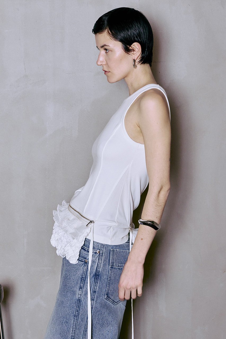 【メゾンスペシャル/MAISON SPECIAL】の2WAY Balloon Peplum Tank Top/2WAYバルーンペプラムタンクトップ 人気、トレンドファッション・服の通販 founy(ファニー) 　ファッション　Fashion　レディースファッション　Fashion for Women　トップス・カットソー　Cut & Sew Tops　キャミソール&ノースリーブ　Camisoles & Sleeveless Tops　シャツ・ブラウス・オフィスカジュアル　Elegant Blouses & Button-Ups　ロングTシャツ・Tシャツ　Longline T-Shirts & Tees　カットソー・ベーシックTシャツ　Cut-and-Sewn Tops / Stretch Tees & Basics　キャミソール　Camisole, Spaghetti Strap Top　タンク　Tank Top, Sleeveless Top　トレンド　Trend, Trending Now　フリル　Frill, Ruffle　エレガント 上品　Elegant　今季　This Season, Current Season　夏　Summer　新作・新入荷　New Arrivals / New In　other-6|ID: prp329100004906121 ipo3291000000036731315
