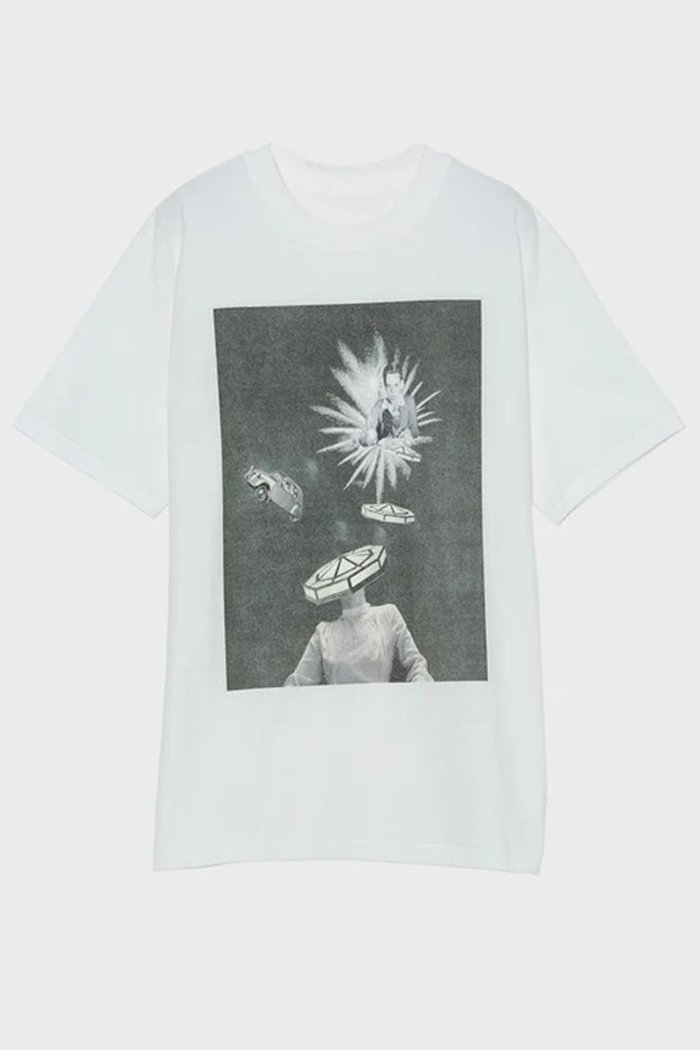 【スタニングルアー/STUNNING LURE】のKUROiro TEE ROUND SHAPE S/S TEE with M!DOR! 2 インテリア・キッズ・メンズ・レディースファッション・服の通販 founy(ファウニー) https://founy.com/ ファッション Fashion レディースファッション Fashion for Women トップス・カットソー Cut & Sew Tops シャツ・ブラウス・オフィスカジュアル Elegant Blouses & Button-Ups ロングTシャツ・Tシャツ Longline T-Shirts & Tees カットソー・ベーシックTシャツ Cut-and-Sewn Tops / Stretch Tees & Basics クラシック Classic, Timeless Style ショート Short, Short Length スリーブ Sleeve, Long Sleeve / Short Sleeve プリント Print, Printed Pattern 夏 Summer 新作・新入荷 New Arrivals / New In S/S・春夏 SS, Spring/Summer, Warm Season |ID: prp329100004906140 ipo3291000000036731483