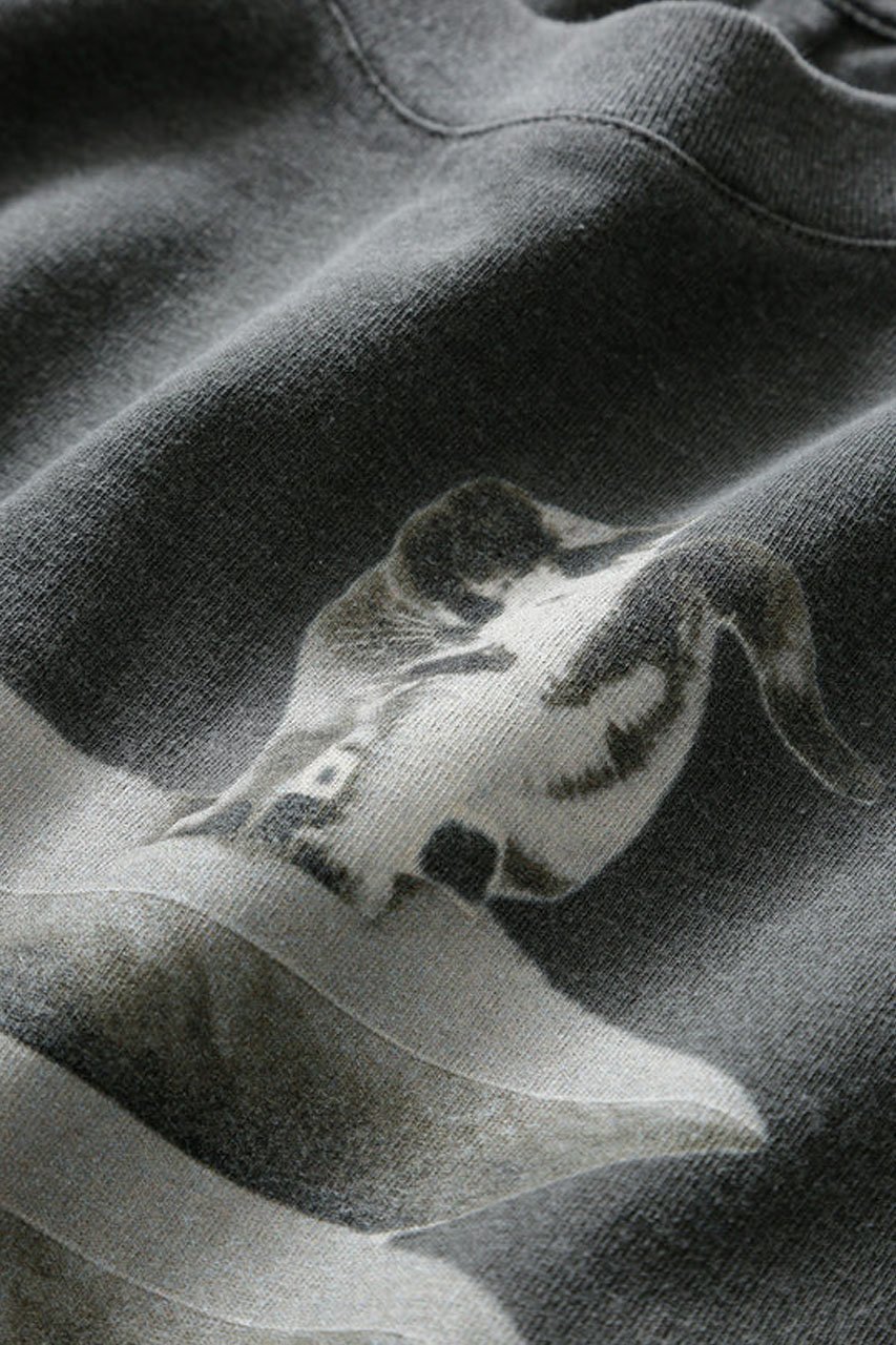 【スタニングルアー/STUNNING LURE】のKUROiro SHAPE S/S TEE with M!DOR! 1 人気、トレンドファッション・服の通販 founy(ファニー) 　ファッション　Fashion　レディースファッション　Fashion for Women　トップス・カットソー　Cut & Sew Tops　シャツ・ブラウス・オフィスカジュアル　Elegant Blouses & Button-Ups　ロングTシャツ・Tシャツ　Longline T-Shirts & Tees　カットソー・ベーシックTシャツ　Cut-and-Sewn Tops / Stretch Tees & Basics　クラシック　Classic, Timeless Style　ショート　Short, Short Length　スリーブ　Sleeve, Long Sleeve / Short Sleeve　プリント　Print, Printed Pattern　夏　Summer　S/S・春夏　SS, Spring/Summer, Warm Season　other-3|ID: prp329100004906141 ipo3291000000036731496