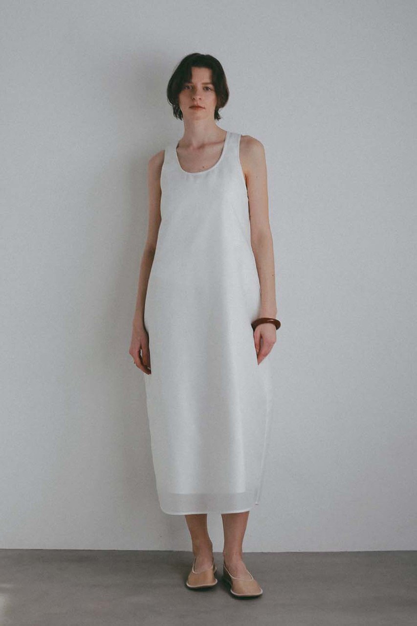 【ハー/HER.】の【4/2 12:00販売開始】カーブシルエットドレス 人気、トレンドファッション・服の通販 founy(ファニー) 　ファッション　Fashion　レディースファッション　Fashion for Women　ワンピース　Dresses　フォーマル・パーティードレス・結婚式用ドレス　Elegant & Casual Dresses　チュニック　Tunic Tops & Dresses　おすすめ　Recommended / Our Picks　インナー　Innerwear　オーガンジー　Organza Fabric　シンプル　Simple, Minimal　セットアップ　Set-Up, Coordinated Outfit　チュニック　Tunic, Long Top　ドレス　Dress, One-Piece　パターン　Pattern, Design Print　リラックス　Relax, Relaxed Fit　ロング　Long, Long-Length　夏　Summer　新作・新入荷　New Arrivals / New In　other-4|ID: prp329100004906148 ipo3291000000036731567