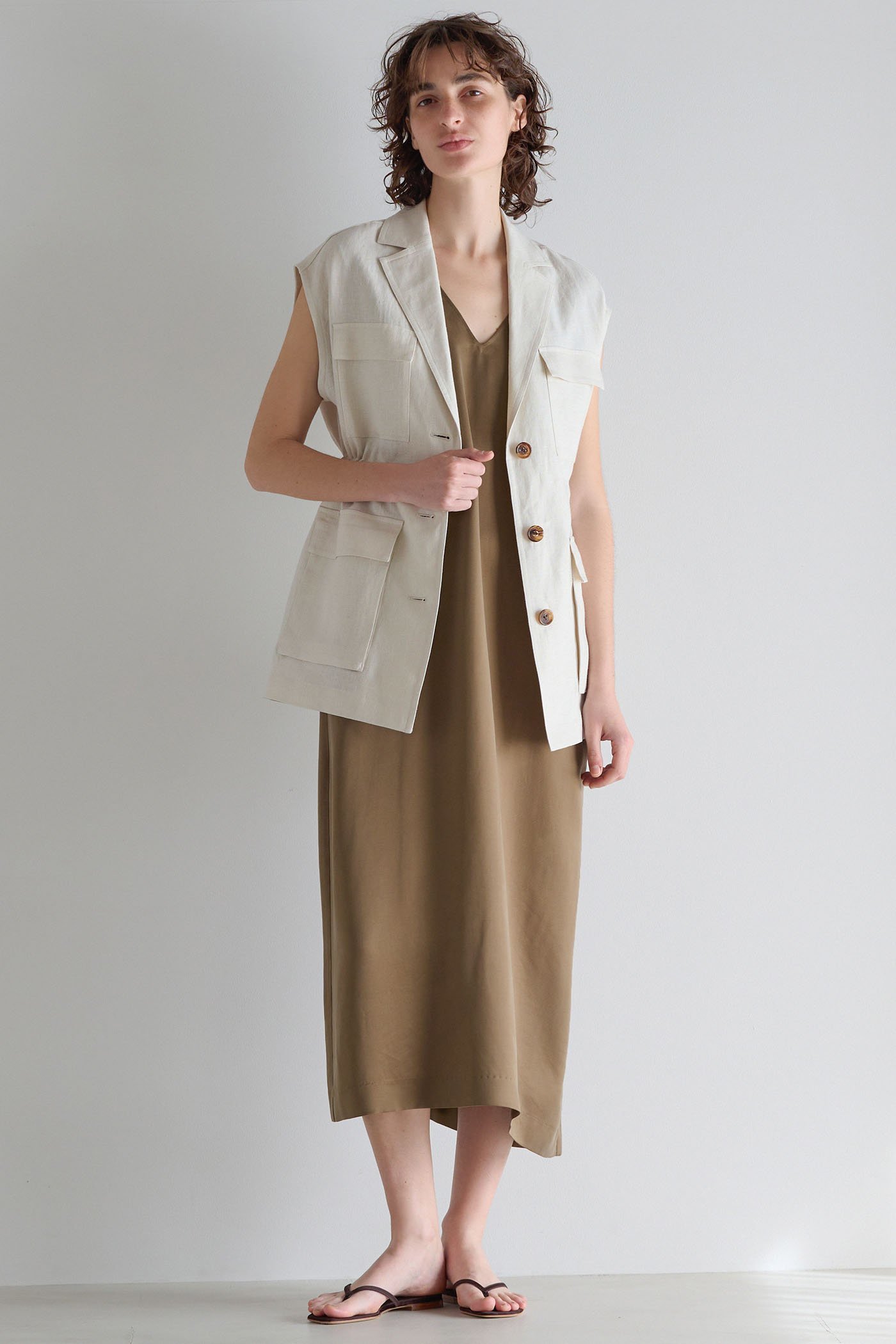 【マルティニーク/martinique】のリネンジレ 人気、トレンドファッション・服の通販 founy(ファニー) 　ファッション　Fashion　レディースファッション　Fashion for Women　アウター　Coat / Outerwear Collection　レディースジャケット・軽アウター　Jackets　おすすめ　Recommended / Our Picks　カットソー　Cut and Sewn Top　シンプル　Simple, Minimal　ジャケット　Jacket, Outerwear　ドローコード　Drawcord, Drawstring Cord　ベスト　Vest, Waistcoat　ポケット　Pocket, Pocket Detail　リネン　Linen, Linen Fabric　夏　Summer　新作・新入荷　New Arrivals / New In　other-3|ID: prp329100004906162 ipo3291000000036731673