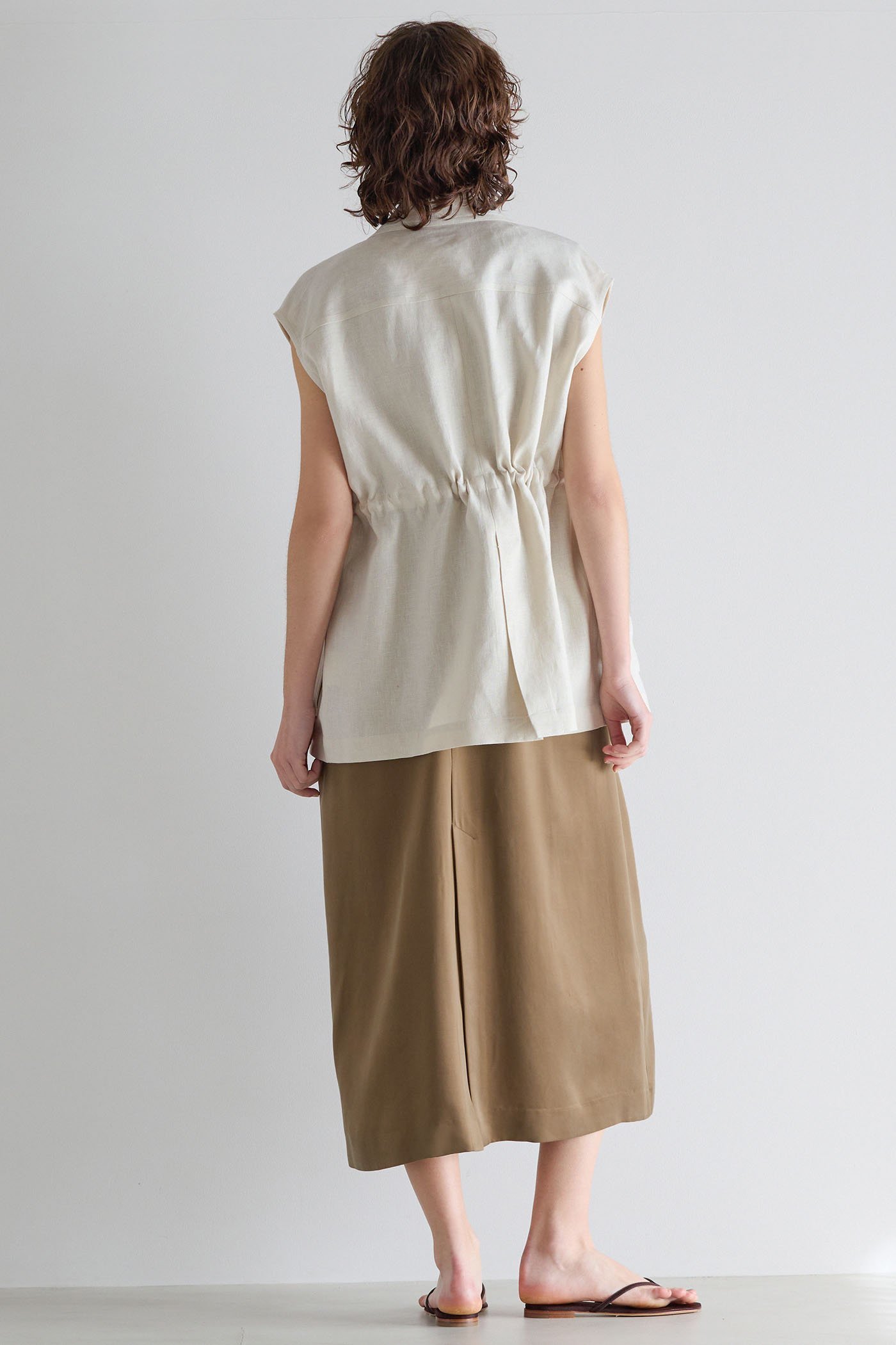 【マルティニーク/martinique】のリネンジレ 人気、トレンドファッション・服の通販 founy(ファニー) 　ファッション　Fashion　レディースファッション　Fashion for Women　アウター　Coat / Outerwear Collection　レディースジャケット・軽アウター　Jackets　おすすめ　Recommended / Our Picks　カットソー　Cut and Sewn Top　シンプル　Simple, Minimal　ジャケット　Jacket, Outerwear　ドローコード　Drawcord, Drawstring Cord　ベスト　Vest, Waistcoat　ポケット　Pocket, Pocket Detail　リネン　Linen, Linen Fabric　夏　Summer　新作・新入荷　New Arrivals / New In　other-5|ID: prp329100004906162 ipo3291000000036731675