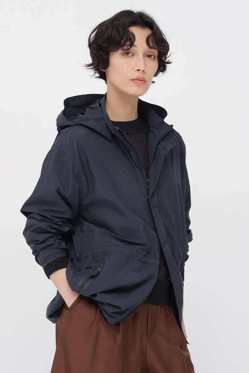 【マーガレットハウエル/MARGARET HOWELL】のRECYCLED LIGHTWEIGHT NYLON POPLIN BLOUSON インテリア・キッズ・メンズ・レディースファッション・服の通販 founy(ファニー) 　ファッション　Fashion　レディースファッション　Fashion for Women　アウター　Coat / Outerwear Collection　レディースジャケット・軽アウター　Jackets　ブルゾンジャケット・スポーティアウター　Blouson Jackets　コレクション　Collection, Seasonal Line　ジャケット　Jacket, Outerwear　スピンドル　Spindle, Drawcord　バランス　Balance, Style Balance　フィット　Fit, Slim Fit　ブルゾン　Blouson, Bomber Jacket　ポケット　Pocket, Pocket Detail　マーガレット　Marguerite, Daisy Pattern　新作・新入荷　New Arrivals / New In　軽量　Lightweight, Ultra Light　ブラック|ID: prp329100004906170 ipo3291000000036731739