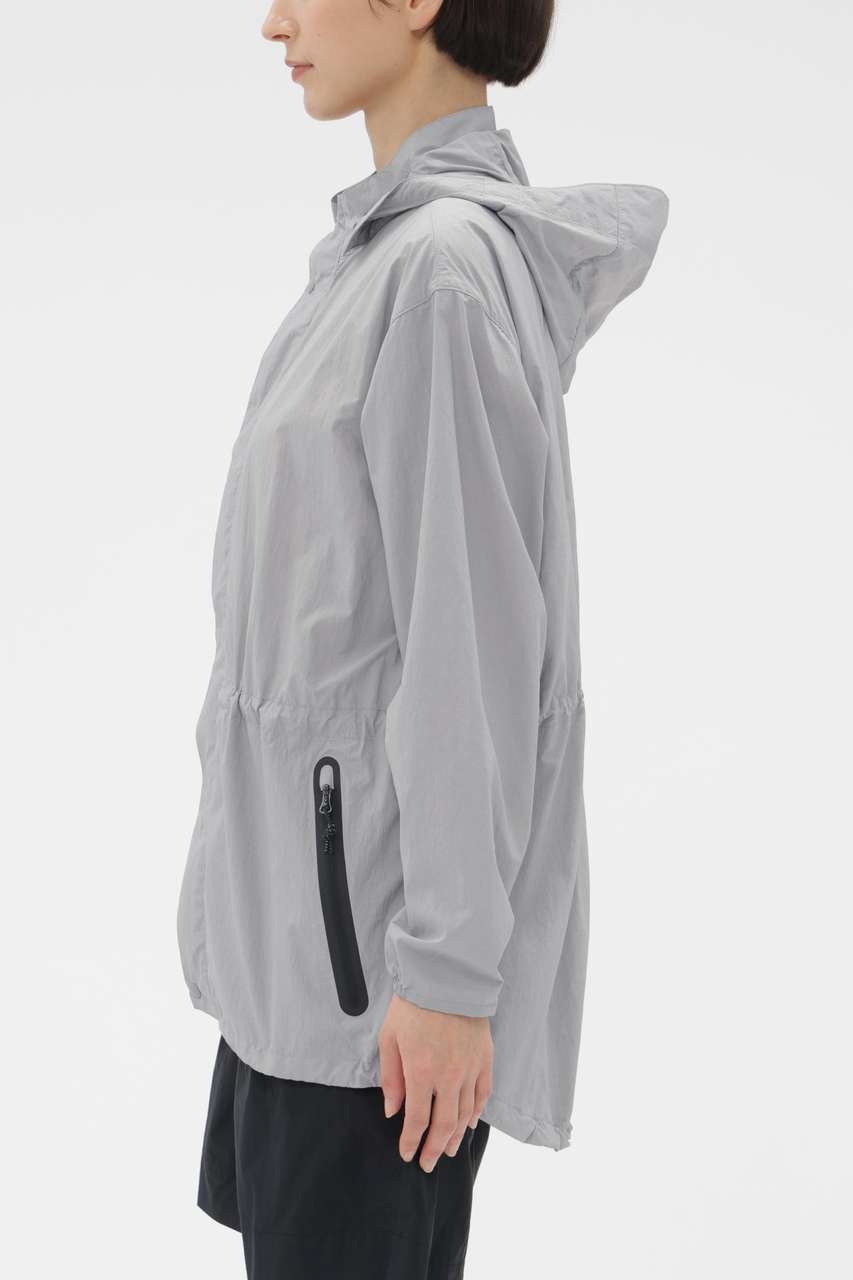 【マーガレットハウエル/MARGARET HOWELL】のRECYCLED LIGHTWEIGHT NYLON POPLIN BLOUSON 人気、トレンドファッション・服の通販 founy(ファニー) 　ファッション　Fashion　レディースファッション　Fashion for Women　アウター　Coat / Outerwear Collection　レディースジャケット・軽アウター　Jackets　ブルゾンジャケット・スポーティアウター　Blouson Jackets　コレクション　Collection, Seasonal Line　ジャケット　Jacket, Outerwear　スピンドル　Spindle, Drawcord　バランス　Balance, Style Balance　フィット　Fit, Slim Fit　ブルゾン　Blouson, Bomber Jacket　ポケット　Pocket, Pocket Detail　マーガレット　Marguerite, Daisy Pattern　新作・新入荷　New Arrivals / New In　軽量　Lightweight, Ultra Light　other-3|ID: prp329100004906170 ipo3291000000036731742