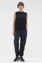 【マーガレットハウエル/MARGARET HOWELL】のRECYCLED LIGHTWEIGHT NYLON POPLIN TROUSERS 人気、トレンドファッション・服の通販 founy(ファニー) ファッション Fashion レディースファッション Fashion for Women パンツ Pants & Trousers コレクション Collection, Seasonal Line ジップ Zip, Zipper ストレート Straight, Straight Cut スピンドル Spindle, Drawcord テーパード Tapered, Tapered Pants フィット Fit, Slim Fit ポケット Pocket, Pocket Detail マーガレット Marguerite, Daisy Pattern 新作・新入荷 New Arrivals / New In 軽量 Lightweight, Ultra Light thumbnail ブラック|ID: prp329100004906192 ipo3291000000036731918