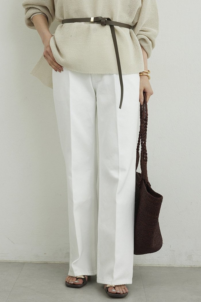 【ガリャルダガランテ/GALLARDAGALANTE】のセンタークリースフレアデニム インテリア・キッズ・メンズ・レディースファッション・服の通販 founy(ファニー) https://founy.com/ ファッション Fashion レディースファッション Fashion for Women パンツ Pants & Trousers デニムパンツ・ジーンズ・美脚デニム Denim Jeans & Pants おすすめ Recommended / Our Picks ジャケット Jacket, Outerwear デニム Denim, Jeans Material フレア Flare, Flared 定番 Standard, Basic Item 新作・新入荷 New Arrivals / New In |ID: prp329100004906198 ipo3291000000036731954