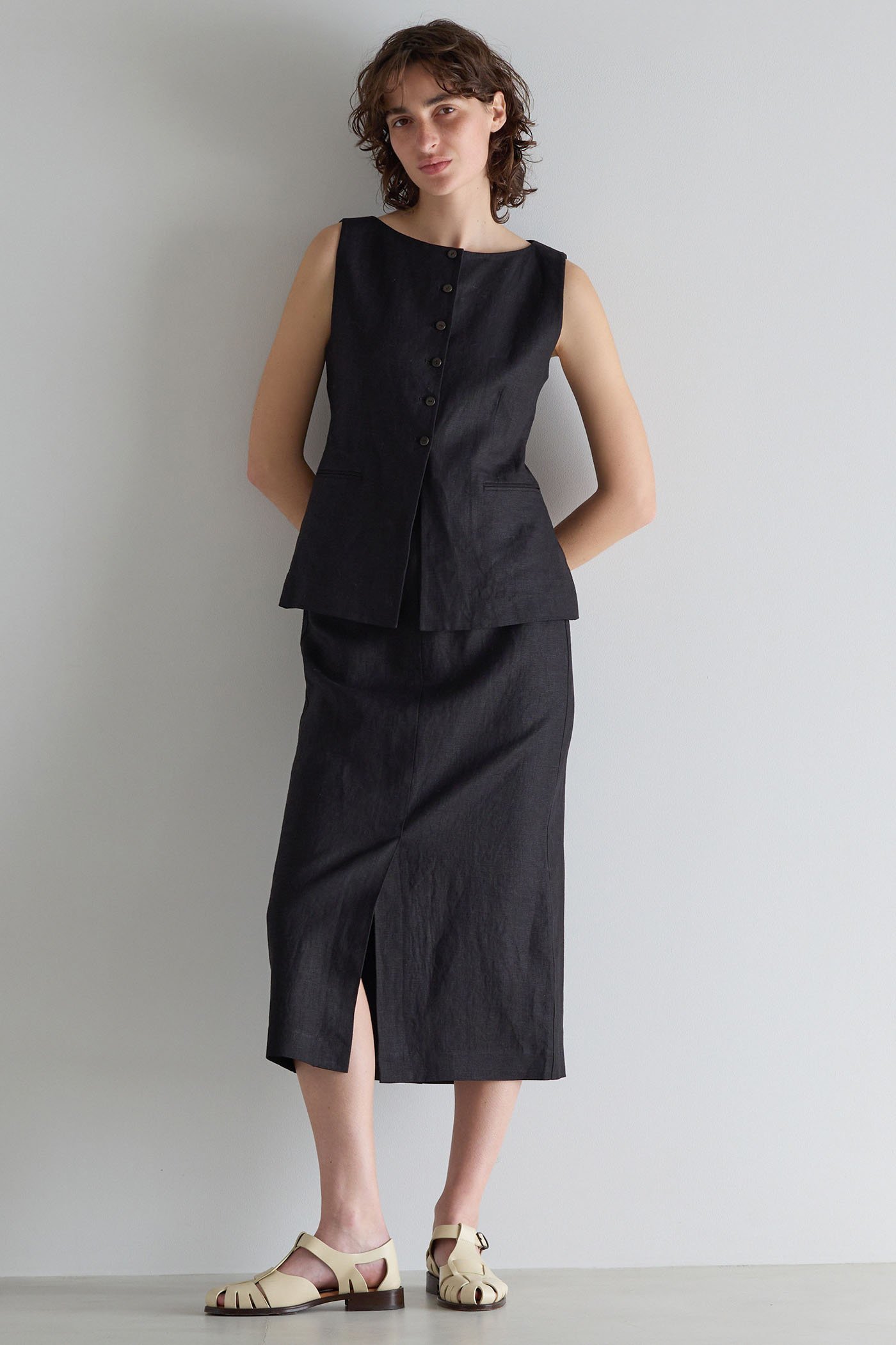 【マルティニーク/martinique】のリネンストレッチボートフロントスリットスカート(セットアップ可) 人気、トレンドファッション・服の通販 founy(ファニー) 　ファッション　Fashion　レディースファッション　Fashion for Women　セットアップ　Matching Sets　スカート・ミニ/ミディ/マキシ　Skirts / Mini, Midi & Maxi Skirts　スカート　Skirts　ロングスカート　Long Skirts / Maxi & Midi Skirts　おすすめ　Recommended / Our Picks　シンプル　Simple, Minimal　スリット　Slit, Slit Detail　セットアップ　Set-Up, Coordinated Outfit　リネン　Linen, Linen Fabric　ロング　Long, Long-Length　新作・新入荷　New Arrivals / New In　other-4|ID: prp329100004906205 ipo3291000000036732030