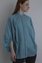 【ル フィル/LE PHIL】の《LE PHIL》ライトナイロンボリュームスリーブブラウス 人気、トレンドファッション・服の通販 founy(ファニー) ファッション Fashion レディースファッション Fashion for Women トップス・カットソー Cut & Sew Tops シャツ・ブラウス・オフィスカジュアル Elegant Blouses & Button-Ups ボリューム袖・フリルスリーブブラウス Voluminous & Ruffle Sleeves / Puffy Sleeve Tops ギャザー Gathered, Ruffled スタンダード Standard, Basic スポーティ Sporty, Casual Athletic スリーブ Sleeve, Long Sleeve / Short Sleeve タフタ Taffeta, Structured Fabric ドローストリング Drawstring, Pull Cord バランス Balance, Style Balance ロング Long, Long-Length ワイド Wide, Wide Fit 軽量 Lightweight, Ultra Light thumbnail ライトグリーン|ID: prp329100004906320 ipo3291000000036735441