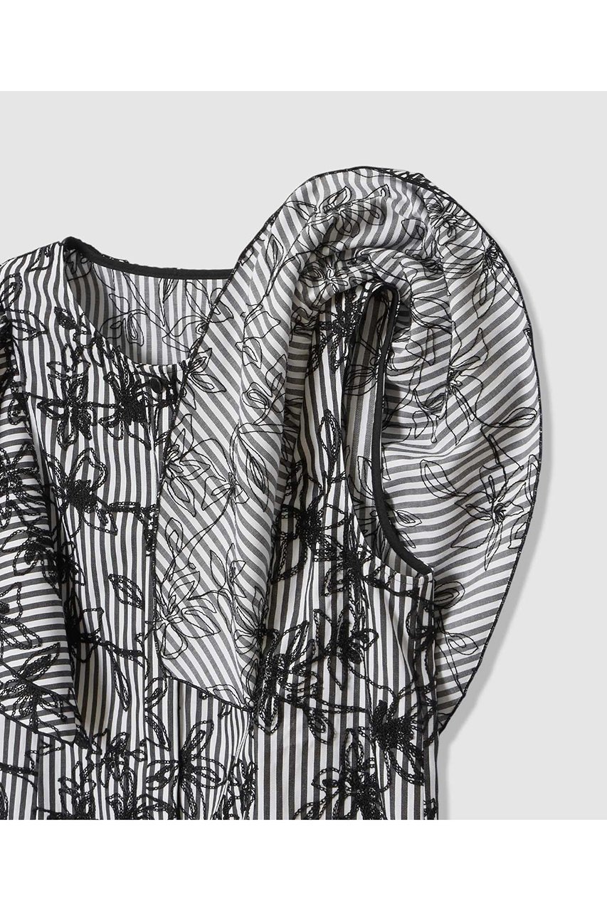 【アナイ/ANAYI】のフラワー刺繍ストライプ ブラウス 人気、トレンドファッション・服の通販 founy(ファニー) 　ファッション　Fashion　レディースファッション　Fashion for Women　トップス・カットソー　Cut & Sew Tops　シャツ・ブラウス・オフィスカジュアル　Elegant Blouses & Button-Ups　ショート　Short, Short Length　シンプル　Simple, Minimal　ストライプ　Stripe, Striped Pattern　スペシャル　Special, Limited Edition　スリット　Slit, Slit Detail　スリーブ　Sleeve, Long Sleeve / Short Sleeve　チェーン　Chain, Chain Strap　フラワー　Flower, Floral　新作・新入荷　New Arrivals / New In　other-4|ID: prp329100004906322 ipo3291000000036735458