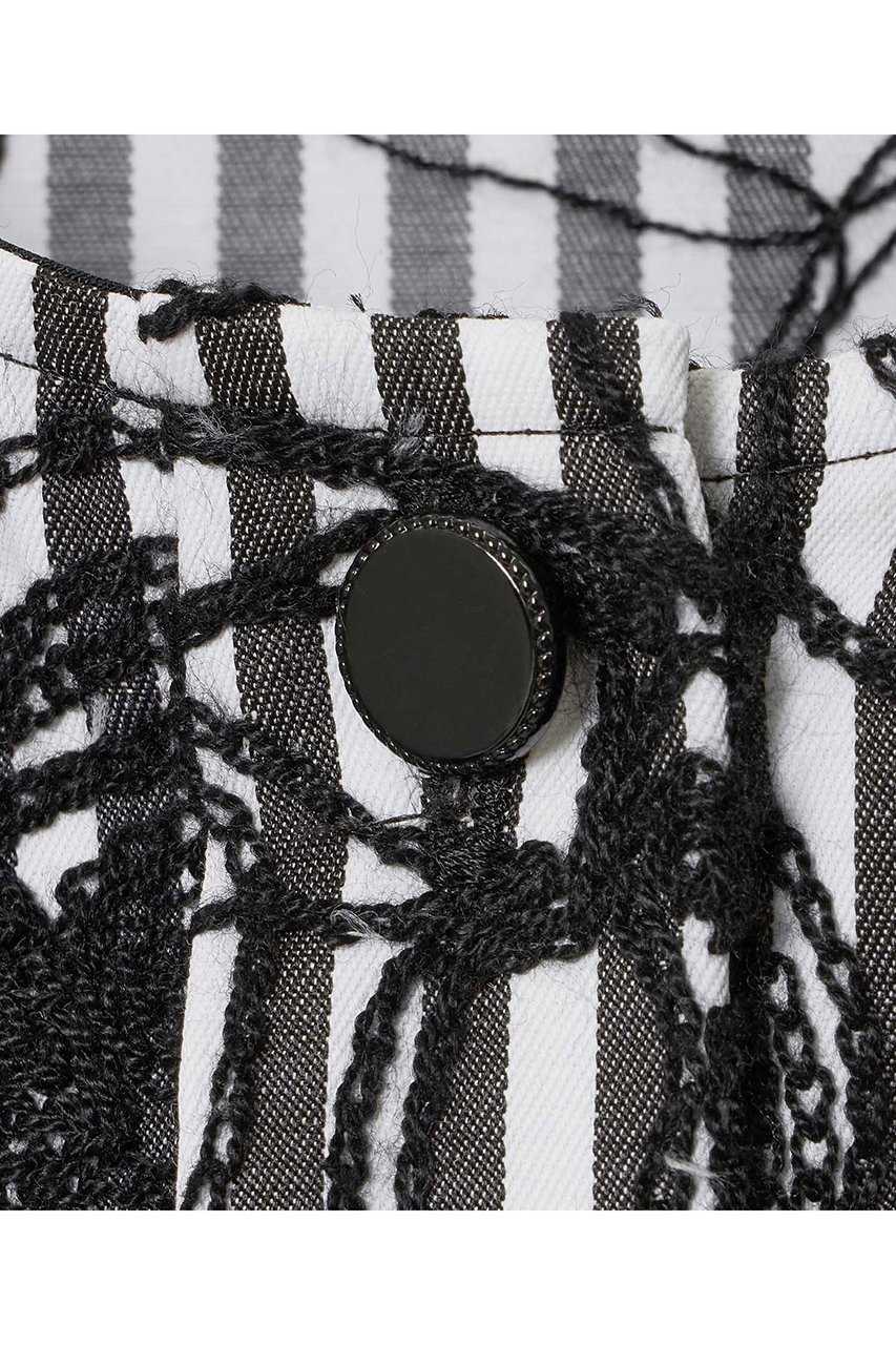 【アナイ/ANAYI】のフラワー刺繍ストライプ ブラウス 人気、トレンドファッション・服の通販 founy(ファニー) 　ファッション　Fashion　レディースファッション　Fashion for Women　トップス・カットソー　Cut & Sew Tops　シャツ・ブラウス・オフィスカジュアル　Elegant Blouses & Button-Ups　ショート　Short, Short Length　シンプル　Simple, Minimal　ストライプ　Stripe, Striped Pattern　スペシャル　Special, Limited Edition　スリット　Slit, Slit Detail　スリーブ　Sleeve, Long Sleeve / Short Sleeve　チェーン　Chain, Chain Strap　フラワー　Flower, Floral　新作・新入荷　New Arrivals / New In　other-6|ID: prp329100004906322 ipo3291000000036735460