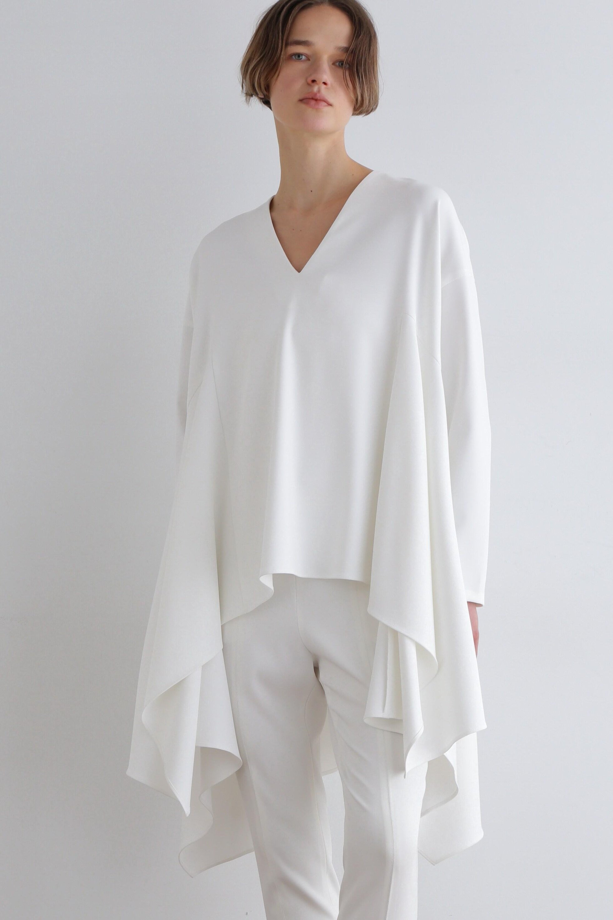 【ル フィル/LE PHIL】の2WAYツイルイレギュラーヘムブラウス インテリア・キッズ・メンズ・レディースファッション・服の通販 founy(ファニー) 　ファッション　Fashion　レディースファッション　Fashion for Women　トップス・カットソー　Cut & Sew Tops　シャツ・ブラウス・オフィスカジュアル　Elegant Blouses & Button-Ups　おすすめ　Recommended / Our Picks　イレギュラーヘム　Irregular Hem　コンパクト　Compact, Small Size　ストレッチ　Stretch, Stretchy Fabric　スリーブ　Sleeve, Long Sleeve / Short Sleeve　ツイル　Twist, Twisted Detail　ドレープ　Drape, Draping Fabric　ビッグ　Big, Oversized　ミックス　Mix, Mixed Style　ロング　Long, Long-Length　定番　Standard, Basic Item　ビジネス 仕事 通勤　Business / Work / Commuting　ホワイト|ID: prp329100004906339 ipo3291000000036735582