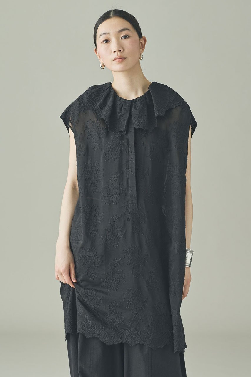 【カレンソロジー/Curensology】のレースチュニックブラウス インテリア・キッズ・メンズ・レディースファッション・服の通販 founy(ファニー) 　ファッション　Fashion　レディースファッション　Fashion for Women　トップス・カットソー　Cut & Sew Tops　シャツ・ブラウス・オフィスカジュアル　Elegant Blouses & Button-Ups　おすすめ　Recommended / Our Picks　エアリー　Airy Texture　カーディガン　Cardigan, Knitwear　ジャケット　Jacket, Outerwear　スカラップ　Scallop, Scalloped Edge　スリーブ　Sleeve, Long Sleeve / Short Sleeve　チュニック　Tunic, Long Top　ノースリーブ　Sleeveless, No-Sleeve　フェミニン　Feminine, Girly　フロント　Front, Front Design　ラッフル　Ruffle, Frill　ロング　Long, Long-Length　ブラック|ID: prp329100004906358 ipo3291000000036735751