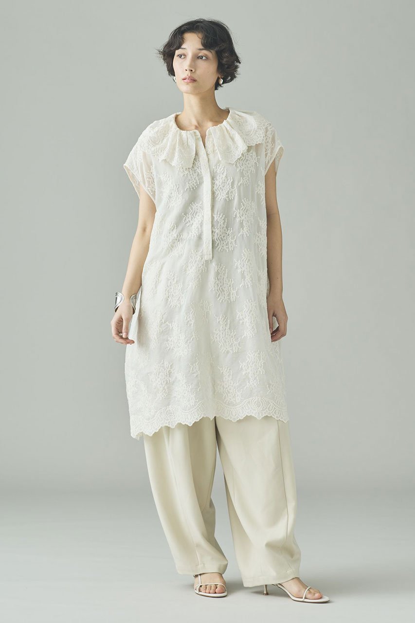 【カレンソロジー/Curensology】のレースチュニックブラウス 人気、トレンドファッション・服の通販 founy(ファニー) 　ファッション　Fashion　レディースファッション　Fashion for Women　トップス・カットソー　Cut & Sew Tops　シャツ・ブラウス・オフィスカジュアル　Elegant Blouses & Button-Ups　おすすめ　Recommended / Our Picks　エアリー　Airy Texture　カーディガン　Cardigan, Knitwear　ジャケット　Jacket, Outerwear　スカラップ　Scallop, Scalloped Edge　スリーブ　Sleeve, Long Sleeve / Short Sleeve　チュニック　Tunic, Long Top　ノースリーブ　Sleeveless, No-Sleeve　フェミニン　Feminine, Girly　フロント　Front, Front Design　ラッフル　Ruffle, Frill　ロング　Long, Long-Length　other-5|ID: prp329100004906358 ipo3291000000036735756