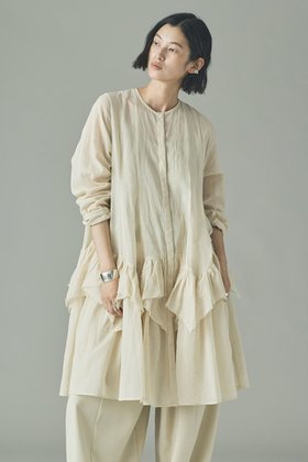 【カレンソロジー/Curensology】のランダムフリルアキハボイルブラウス 人気、トレンドファッション・服の通販 founy(ファニー) ファッション Fashion レディースファッション Fashion for Women トップス・カットソー Cut & Sew Tops シャツ・ブラウス・オフィスカジュアル Elegant Blouses & Button-Ups ショート Short, Short Length ストライプ Stripe, Striped Pattern スリーブ Sleeve, Long Sleeve / Short Sleeve チュニック Tunic, Long Top バランス Balance, Style Balance フリル Frill, Ruffle ランダム Random, Irregular ロング Long, Long-Length |ID:prp329100004906365