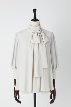 【オーヴィル/EAUVIRE】のボウタイブラウス 人気、トレンドファッション・服の通販 founy(ファニー) ファッション Fashion レディースファッション Fashion for Women トップス・カットソー Cut & Sew Tops シャツ・ブラウス・オフィスカジュアル Elegant Blouses & Button-Ups シルク Silk, 100% Silk ジャケット Jacket, Outerwear スリーブ Sleeve, Long Sleeve / Short Sleeve ロング Long, Long-Length |ID:prp329100004906428