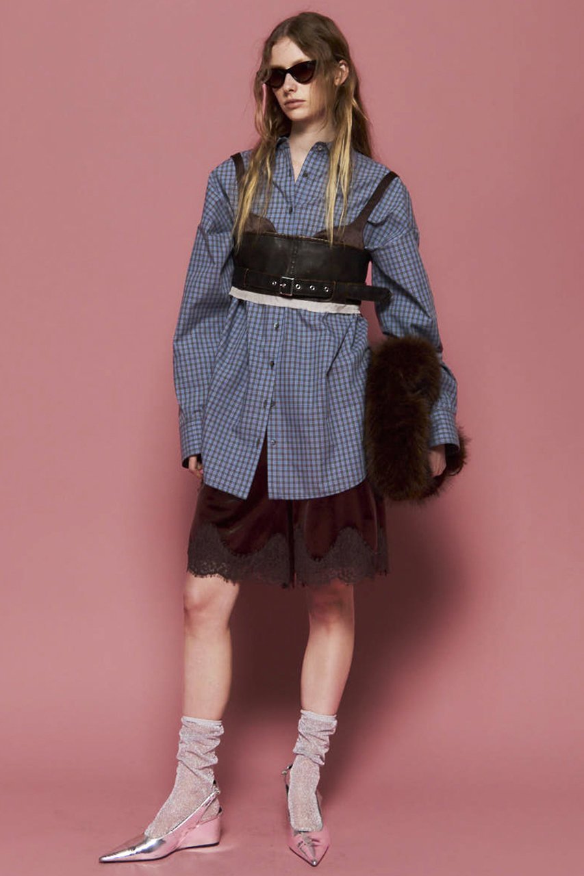 【メゾンスペシャル/MAISON SPECIAL】のBelted faux Leather Bustier/ベルテッドフェイクレザービスチェ 人気、トレンドファッション・服の通販 founy(ファニー) 　ファッション　Fashion　レディースファッション　Fashion for Women　トップス・カットソー　Cut & Sew Tops　キャミソール&ノースリーブ　Camisoles & Sleeveless Tops　シャツ・ブラウス・オフィスカジュアル　Elegant Blouses & Button-Ups　ビスチェ　Bustiers & Corset Tops / Layered Bustier Style　ヴィンテージ　Vintage Style　カットオフ　Cut-Off Design　シンプル　Simple, Minimal　トレンド　Trend, Trending Now　ノースリーブ　Sleeveless, No-Sleeve　ビスチェ　Bustier, Corset Top　フィット　Fit, Slim Fit　フェイクレザー　Faux Leather, PU Leather　フェミニン　Feminine, Girly　other-6|ID: prp329100004906465 ipo3291000000036736580