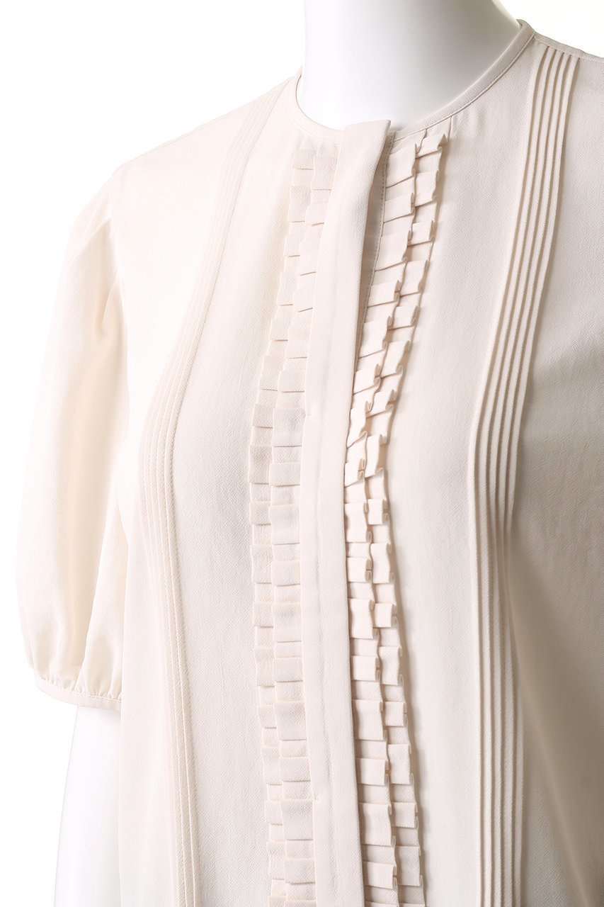 【オブリオ/AUBRIOT】のアムンゼン フリルディティールブラウス 人気、トレンドファッション・服の通販 founy(ファニー) 　ファッション　Fashion　レディースファッション　Fashion for Women　トップス・カットソー　Cut & Sew Tops　シャツ・ブラウス・オフィスカジュアル　Elegant Blouses & Button-Ups　とろみ　Fluid, Flowy Fabric　エレガント 上品　Elegant　ショート　Short, Short Length　ストレッチ　Stretch, Stretchy Fabric　スリーブ　Sleeve, Long Sleeve / Short Sleeve　フリル　Frill, Ruffle　フロント　Front, Front Design　プリーツ　Pleats, Pleated　ペーパー　Paper, Kraft Paper　other-5|ID: prp329100004906500 ipo3291000000036736848