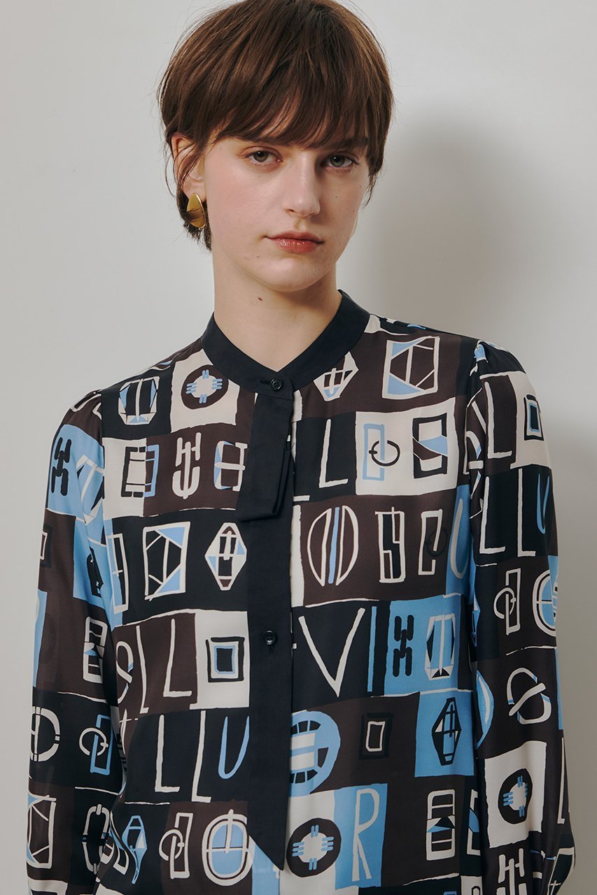 【アルアバイル/allureville】のパッチワークプリントボウブラウス 人気、トレンドファッション・服の通販 founy(ファニー) 　ファッション　Fashion　レディースファッション　Fashion for Women　トップス・カットソー　Cut & Sew Tops　シャツ・ブラウス・オフィスカジュアル　Elegant Blouses & Button-Ups　エレガント 上品　Elegant　スリーブ　Sleeve, Long Sleeve / Short Sleeve　パッチワーク　Patchwork, Mixed Fabric　ブロック　Block, Solid Block Pattern　プリント　Print, Printed Pattern　モダン　Modern, Contemporary　モチーフ　Motif, Design Theme　ロング　Long, Long-Length　手描き　Hand-Drawn, Illustrated　other-8|ID: prp329100004906673 ipo3291000000036738144