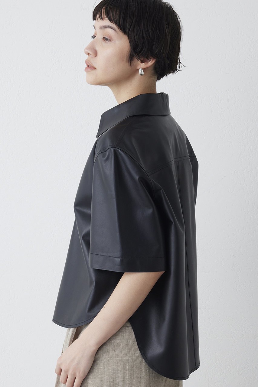 【ウィムガゼット/Whim Gazette】のレザーシャツ 人気、トレンドファッション・服の通販 founy(ファニー) 　ファッション　Fashion　レディースファッション　Fashion for Women　トップス・カットソー　Cut & Sew Tops　シャツ・ブラウス・オフィスカジュアル　Elegant Blouses & Button-Ups　ショート　Short, Short Length　スリーブ　Sleeve, Long Sleeve / Short Sleeve　リアル　Real, Realistic　半袖　Short Sleeve, Half Sleeve　other-3|ID: prp329100004906677 ipo3291000000036738175