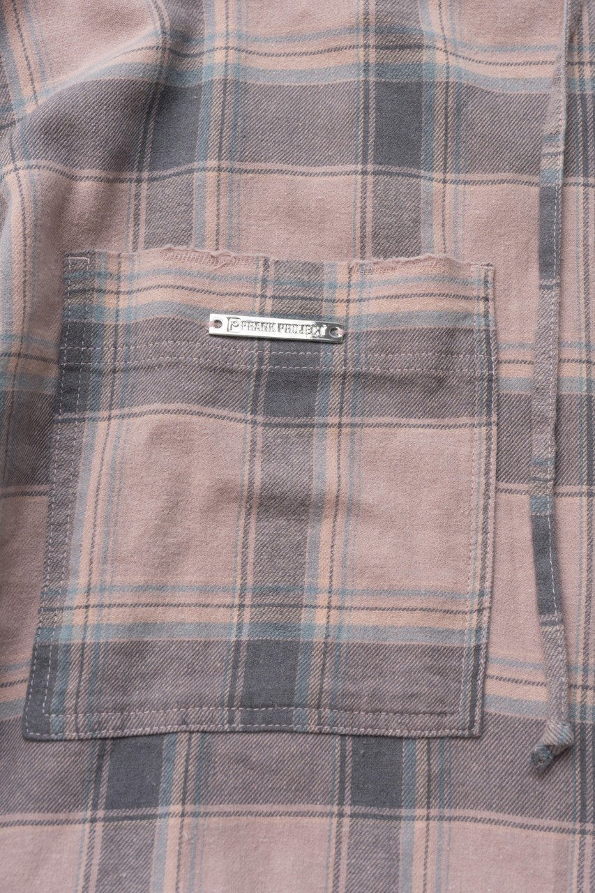 【プランク プロジェクト/PRANK PROJECT】のフーデッドチェックシャツ / Hooded Check Shirt 人気、トレンドファッション・服の通販 founy(ファニー) 　ファッション　Fashion　レディースファッション　Fashion for Women　トップス・カットソー　Cut & Sew Tops　シャツ・ブラウス・オフィスカジュアル　Elegant Blouses & Button-Ups　おすすめ　Recommended / Our Picks　とろみ　Fluid, Flowy Fabric　インナー　Innerwear　ジャケット　Jacket, Outerwear　スリーブ　Sleeve, Long Sleeve / Short Sleeve　ダメージ　Distressed, Destroyed　チェック　Check, Plaid, Tartan　ロング　Long, Long-Length　人気　Popular, Best Seller　今季　This Season, Current Season　other-5|ID: prp329100004906767 ipo3291000000036738910