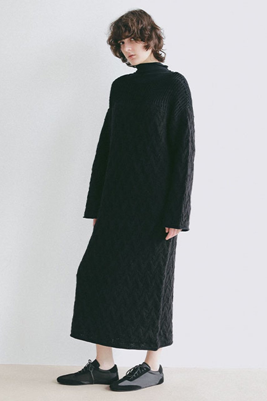 【エトレトウキョウ/ETRE TOKYO】のコードヤーンケーブルニットワンピース 人気、トレンドファッション・服の通販 founy(ファニー) 　ファッション　Fashion　レディースファッション　Fashion for Women　ワンピース　Dresses　ニットワンピース　Knit Dresses　チュニック　Tunic Tops & Dresses　おすすめ　Recommended / Our Picks　シューズ　Shoes, Footwear　チュニック　Tunic, Long Top　デコルテ　Décolleté, Neckline　デニム　Denim, Jeans Material　フラット　Flat, Flat Shoes　ロング　Long, Long-Length　ワイド　Wide, Wide Fit　エレガント 上品　Elegant　春　Spring　透かし　Cut-Out, Lacework　other-2|ID: prp329100004907209 ipo3291000000036743839