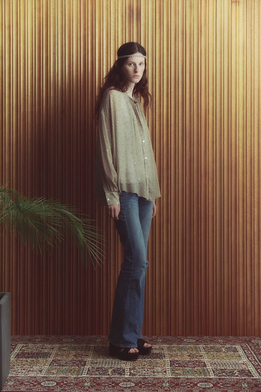 【クチュールドアダム/COUTURE D'ADAM】のスターダストプリントブラウス 人気、トレンドファッション・服の通販 founy(ファニー) 　ファッション　Fashion　レディースファッション　Fashion for Women　トップス・カットソー　Cut & Sew Tops　シャツ・ブラウス・オフィスカジュアル　Elegant Blouses & Button-Ups　スリーブ　Sleeve, Long Sleeve / Short Sleeve　ドレープ　Drape, Draping Fabric　プリント　Print, Printed Pattern　リラックス　Relax, Relaxed Fit　ロング　Long, Long-Length　ワイド　Wide, Wide Fit　ワーク　Workwear, Utility Style　other-6|ID: prp329100004907230 ipo3291000000036744095