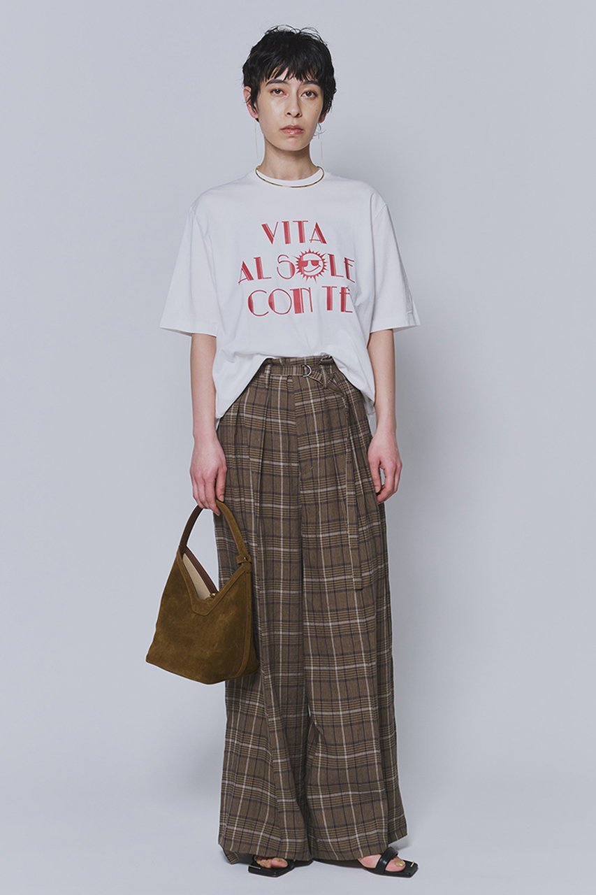 【プルミエ アロンディスモン/1er Arrondissement】のロゴプリントTシャツ 人気、トレンドファッション・服の通販 founy(ファニー) 　ファッション　Fashion　レディースファッション　Fashion for Women　トップス・カットソー　Cut & Sew Tops　シャツ・ブラウス・オフィスカジュアル　Elegant Blouses & Button-Ups　ロングTシャツ・Tシャツ　Longline T-Shirts & Tees　カットソー・ベーシックTシャツ　Cut-and-Sewn Tops / Stretch Tees & Basics　なめらか　Smooth, Silky Texture　イタリア　Italy　オレンジ　Orange　クラシック　Classic, Timeless Style　サングラス　Sunglasses, Shades　ショート　Short, Short Length　スリーブ　Sleeve, Long Sleeve / Short Sleeve　バランス　Balance, Style Balance　プリント　Print, Printed Pattern　モチーフ　Motif, Design Theme　other-2|ID: prp329100004907278 ipo3291000000036744865