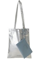 【メゾンスペシャル/MAISON SPECIAL】の【4/28 0:00販売開始】【ELLE SHOP限定】メタリックコンビトートバッグ 人気、トレンドファッション・服の通販 founy(ファニー) ファッション Fashion レディースファッション Fashion for Women バッグ Bags ユニセックス Unisex, Genderless シンプル Simple, Minimal スタイリッシュ Stylish, Fashionable ポーチ Pouch, Small Case メタリック Metallic, Shiny Finish 新作・新入荷 New Arrivals / New In thumbnail SLV(シルバー)|ID: prp329100004907282 ipo3291000000036744896