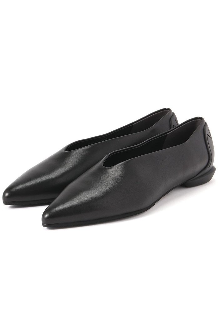 【アドーア/ADORE】のポインテッドスリットパンプス インテリア・キッズ・メンズ・レディースファッション・服の通販 founy(ファニー) https://founy.com/ ファッション Fashion レディースファッション Fashion for Women おすすめ Recommended / Our Picks シューズ Shoes, Footwear スニーカー Sneakers, Trainers スリット Slit, Slit Detail ソックス Socks, Hosiery タイツ Tights, Legwear バランス Balance, Style Balance ポインテッド Pointed Toe, Sharp Toe |ID: prp329100004907460 ipo3291000000036753352