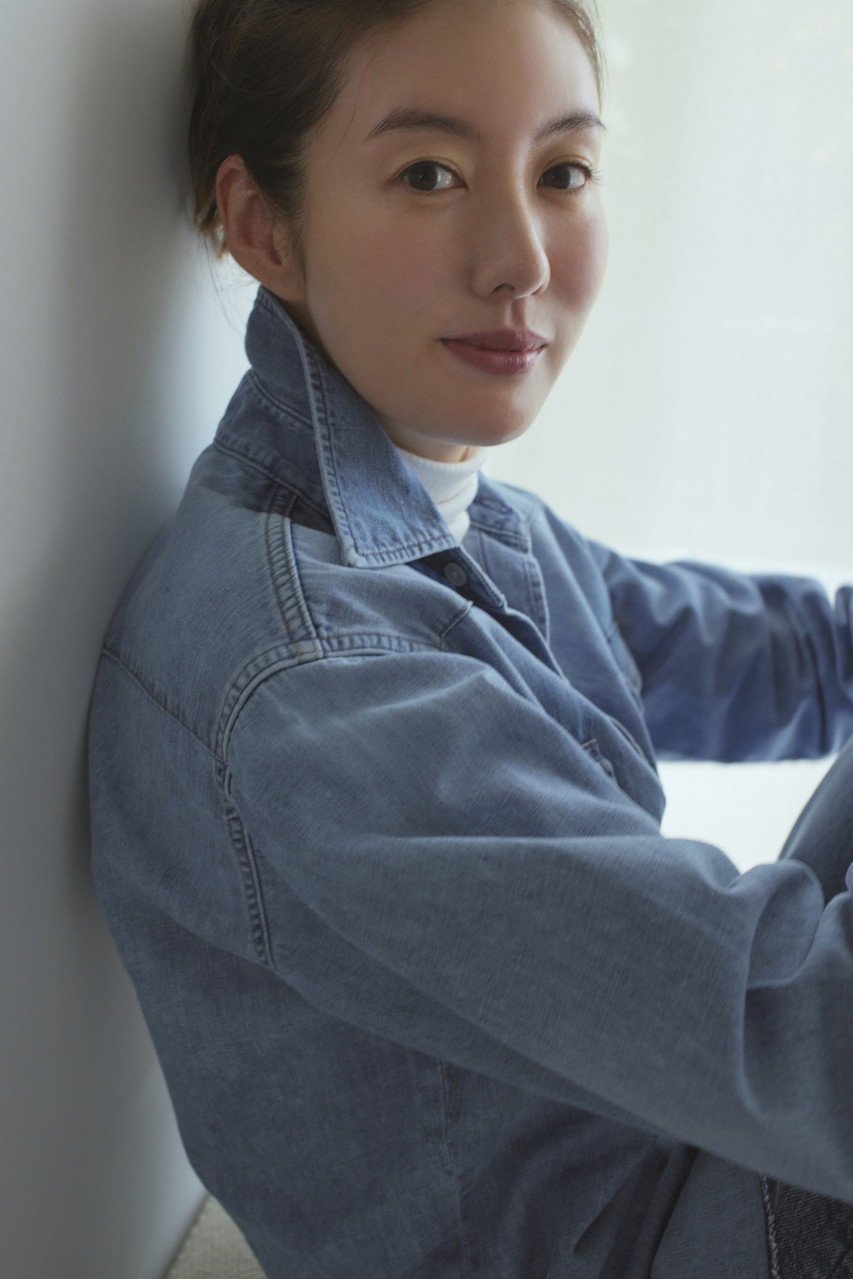 【マイ ウィークネス/MY WEAKNESS】のBilly Shirt 人気、トレンドファッション・服の通販 founy(ファニー) ファッション Fashion レディースファッション Fashion for Women トップス・カットソー Cut & Sew Tops シャツ・ブラウス・オフィスカジュアル Elegant Blouses & Button-Ups クラシック Classic, Timeless Style シンプル Simple, Minimal スリーブ Sleeve, Long Sleeve / Short Sleeve デニム Denim, Jeans Material バランス Balance, Style Balance フラップ Flap, Flap Pocket ポケット Pocket, Pocket Detail ヨーク Yoke, Yoke Design ロング Long, Long-Length 人気 Popular, Best Seller 今季 This Season, Current Season other-7|ID: prp329100004907567 ipo3291000000036754745