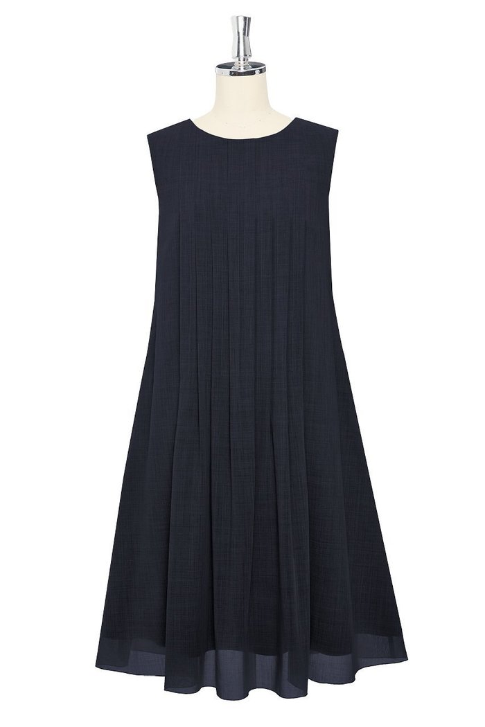 【デイジーリン/DAISY LIN】のDress “Charleston II” インテリア・キッズ・メンズ・レディースファッション・服の通販 founy(ファニー) https://founy.com/ ファッション Fashion レディースファッション Fashion for Women ワンピース Dresses フォーマル・パーティードレス・結婚式用ドレス Elegant & Casual Dresses チュニック Tunic Tops & Dresses ウォッシャブル Machine Washable エレガント 上品 Elegant シャンブレー Chambray, Denim-Like Fabric チュニック Tunic, Long Top ドレス Dress, One-Piece 人気 Popular, Best Seller フロント Front, Front Design プリーツ Pleats, Pleated リラックス Relax, Relaxed Fit おすすめ Recommended / Our Picks 旅行 Travel |ID: prp329100004907575 ipo3291000000036754821