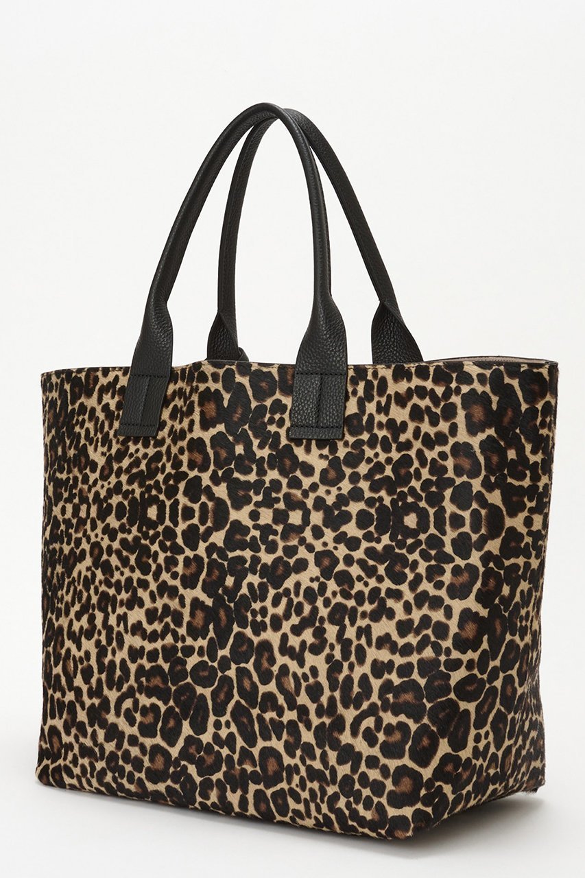 【イアクッチ/IACUCCI】のオペラ L CAVALLINO/CERVO 人気、トレンドファッション・服の通販 founy(ファニー) ファッション Fashion レディースファッション Fashion for Women バッグ Bags シンプル Simple, Minimal 人気 Popular, Best Seller フォルム Silhouette, Form プリント Print, Printed Pattern レオパード Leopard, Animal Print おすすめ Recommended / Our Picks 旅行 Travel ビジネス 仕事 通勤 Business / Work / Commuting other-3|ID: prp329100004907602 ipo3291000000036755224