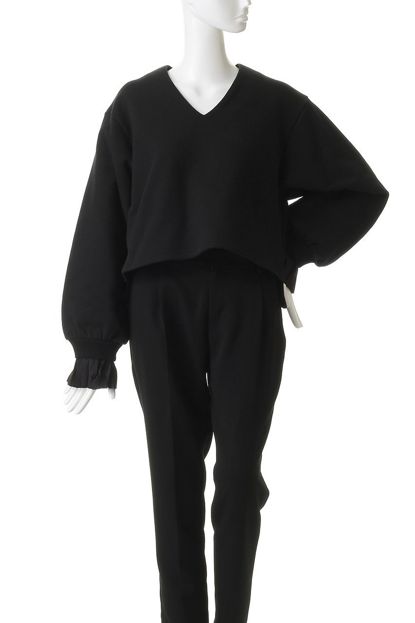 【サードマガジン/THIRD MAGAZINE】のプリーツスリーブVネックスウェット 人気、トレンドファッション・服の通販 founy(ファニー) 　ファッション　Fashion　レディースファッション　Fashion for Women　トップス・カットソー　Cut & Sew Tops　シャツ・ブラウス・オフィスカジュアル　Elegant Blouses & Button-Ups　レディースパーカー・カジュアルフーディー　Casual Hoodies & Sweatshirts　ロングTシャツ・Tシャツ　Longline T-Shirts & Tees　スウェット・クルーネックトップス　Sweatshirts & Crewnecks / Relaxed Fit Sweat Tops　カットソー・ベーシックTシャツ　Cut-and-Sewn Tops / Stretch Tees & Basics　Vネックトップス　V-Neck Tops / V-Cut Neckline Shirts　ショート　Short, Short Length　スウェット / スエット　Sweatshirt, Sweatwear　スリーブ　Sleeve, Long Sleeve / Short Sleeve　プリーツ　Pleats, Pleated　ボトム　Bottoms, Lower Wear　other-2|ID: prp329100004907640 ipo3291000000036755659