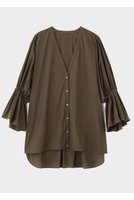 【ル フィル/LE PHIL】のドルマンスリーブブラウス 人気、トレンドファッション・服の通販 founy(ファニー) ファッション Fashion レディースファッション Fashion for Women トップス・カットソー Cut & Sew Tops シャツ・ブラウス・オフィスカジュアル Elegant Blouses & Button-Ups おすすめ Recommended / Our Picks カーディガン Cardigan, Knitwear ストレッチ Stretch, Stretchy Fabric スリーブ Sleeve, Long Sleeve / Short Sleeve タフタ Taffeta, Structured Fabric タンク Tank Top, Sleeveless Top ブルゾン Blouson, Bomber Jacket ロング Long, Long-Length 軽量 Lightweight, Ultra Light |ID:prp329100004907683