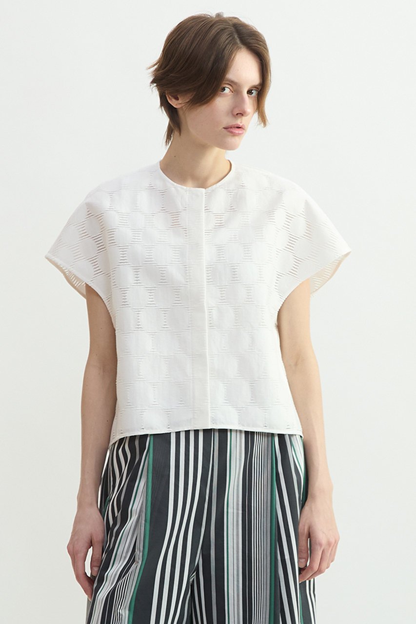 【プレインピープル/PLAIN PEOPLE】のドットジャガードショートジャケット 人気、トレンドファッション・服の通販 founy(ファニー) 　ファッション　Fashion　レディースファッション　Fashion for Women　アウター　Coat / Outerwear Collection　レディースジャケット・軽アウター　Jackets　ショート　Short, Short Length　ジャカード／ジャガード　Jacquard, Woven Pattern　ジャケット　Jacket, Outerwear　ドット　Polka Dot, Dot Pattern　バランス　Balance, Style Balance　フォルム　Silhouette, Form　新作・新入荷　New Arrivals / New In　other-4|ID: prp329100004907691 ipo3291000000036756086