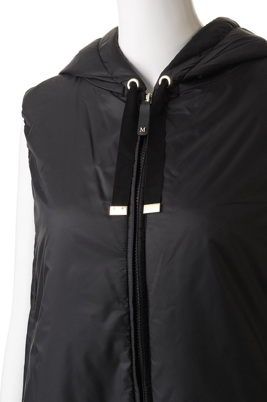 【マックスマーラ/Max Mara】の【Max Mara The Cube】GREENGI ノースリーブ パファーミディアムジャケット 人気、トレンドファッション・服の通販 founy(ファニー) 　ファッション　Fashion　レディースファッション　Fashion for Women　アウター　Coat / Outerwear Collection　コート・ロングコート・ピーコート　Long Coats, Peacoats & More　レディースジャケット・軽アウター　Jackets　スポーティ　Sporty, Casual Athletic　ダウン　Down, Puffer　ノースリーブ　Sleeveless, No-Sleeve　エレガント 上品　Elegant　冬　Winter / This Winter　other-5|ID: prp329100004907872 ipo3291000000036758192