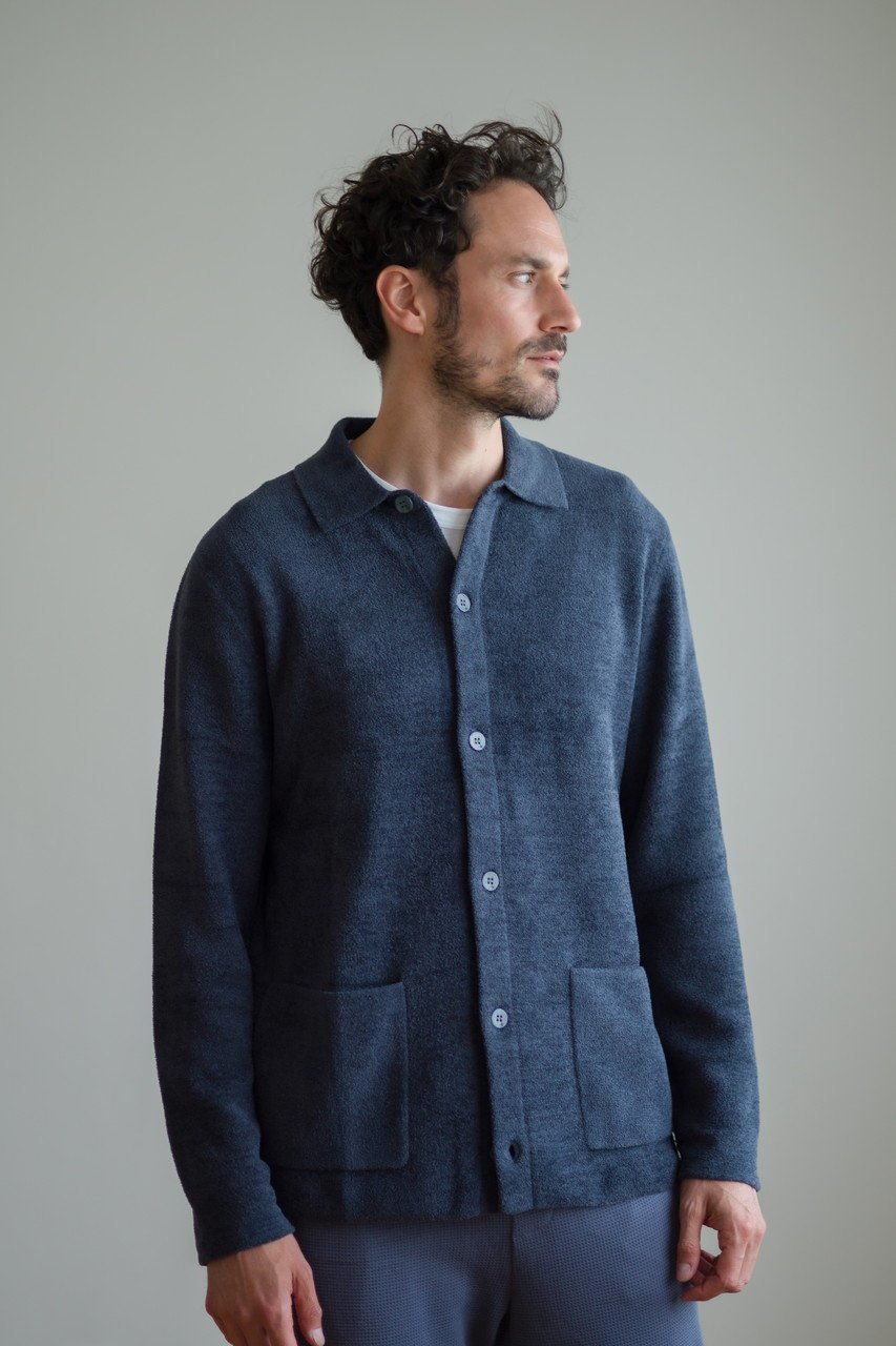 【ベアフット ドリームズ/BAREFOOT DREAMS / MEN】の【MEN】コージーシックウルトラライト ボタンダウン カーディガン 人気、トレンドファッション・服の通販 founy(ファニー) 　ファッション　Fashion　メンズファッション　Fashion for Men　お家時間・ステイホーム　Stay Home / At Home　カーディガン　Cardigan, Knitwear　クラシック　Classic, Timeless Style　ダウン　Down, Puffer　パッチ　Patch, Appliqué　ポケット　Pocket, Pocket Detail　other-7|ID: prp329100004907967 ipo3291000000036759716