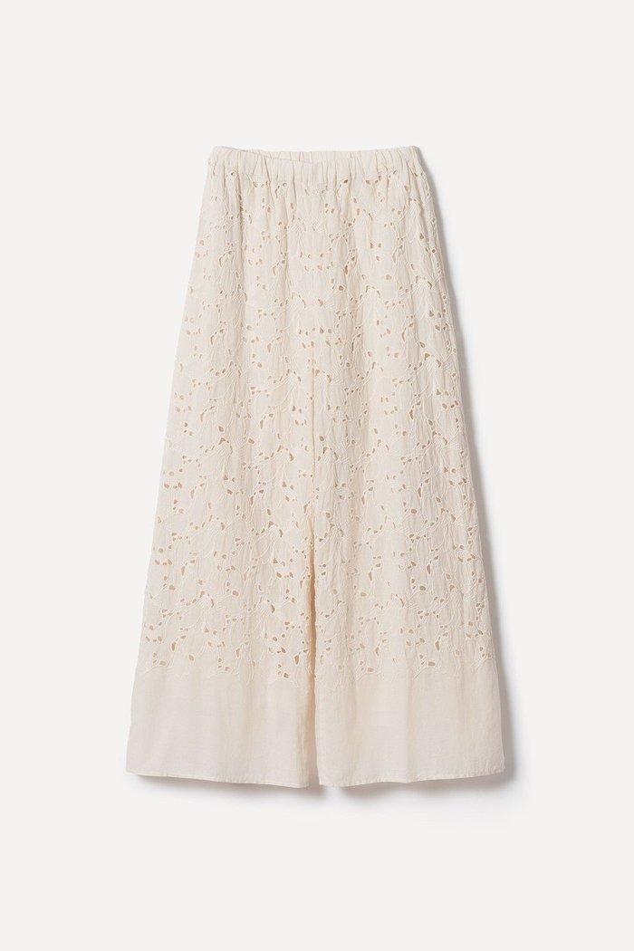 【プリスティン/PRISTINE】の木蓮ボーラー刺繍パンツ インテリア・キッズ・メンズ・レディースファッション・服の通販 founy(ファニー) https://founy.com/ ファッション Fashion レディースファッション Fashion for Women パンツ Pants & Trousers おすすめ Recommended / Our Picks ワイド Wide, Wide Fit エレガント 上品 Elegant |ID: prp329100004908068 ipo3291000000036761479