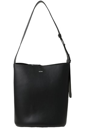 【リエ スタジオ/LIE STUDIO】のThe Norma ショルダートート 人気、トレンドファッション・服の通販 founy(ファニー) ファッション Fashion レディースファッション Fashion for Women バッグ Bags ラップ Wrap, Wrap Design エレガント 上品 Elegant |ID:prp329100004908260