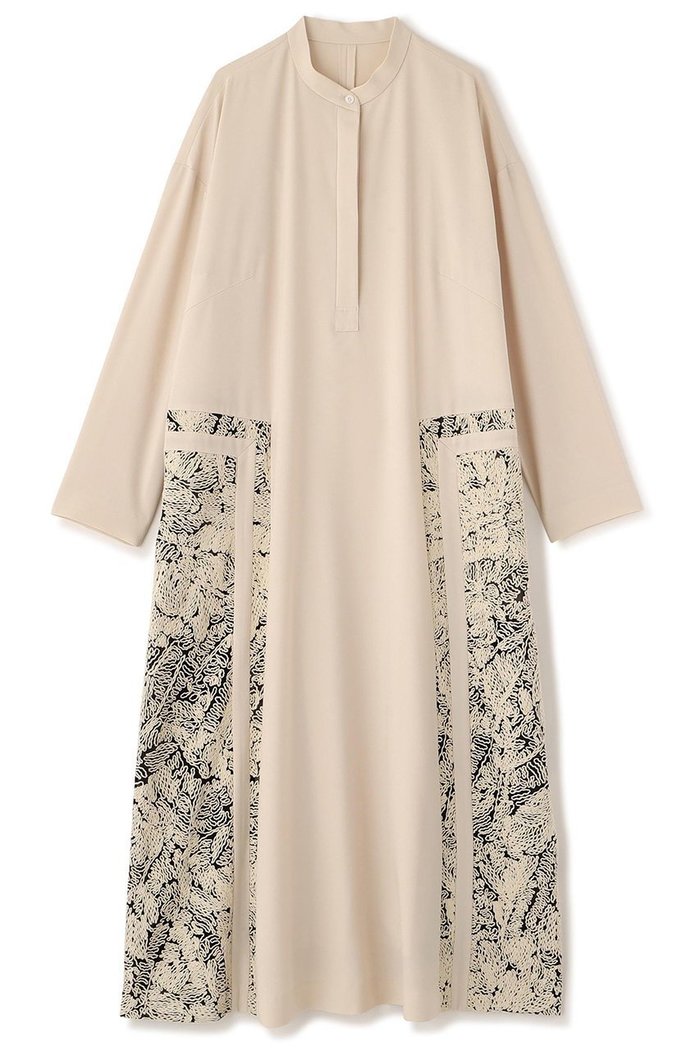 【アドーア/ADORE】のコードエンブロイダリーワンピース インテリア・キッズ・メンズ・レディースファッション・服の通販 founy(ファニー) https://founy.com/ ファッション Fashion レディースファッション Fashion for Women ワンピース Dresses チュニック Tunic Tops & Dresses なめらか Smooth, Silky Texture チュニック Tunic, Long Top ドレープ Drape, Draping Fabric モチーフ Motif, Design Theme レース Lace, Lace Fabric ロング Long, Long-Length |ID: prp329100004908536 ipo3291000000036766447