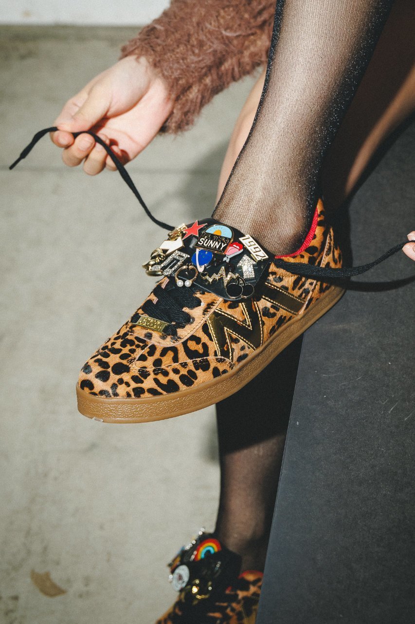 【スティーブマデン/STEVE MADDEN】のDIVULGE-L バッジ付レオパードスニーカー 人気、トレンドファッション・服の通販 founy(ファニー) 　ファッション　Fashion　レディースファッション　Fashion for Women　スニーカー　Sneakers, Trainers　レオパード　Leopard, Animal Print　other-7|ID: prp329100004908543 ipo3291000000036766560