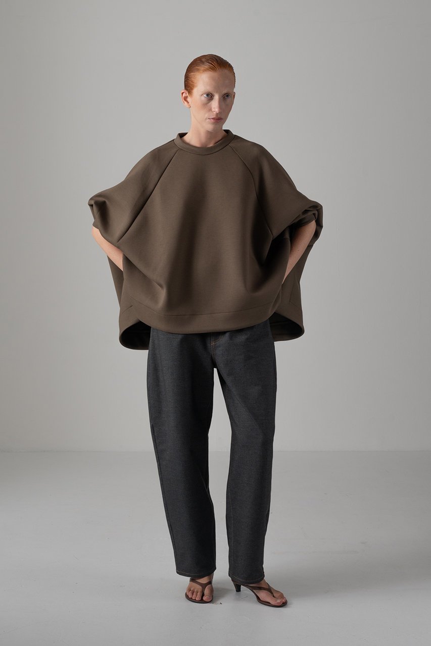 【コグ ザビッグスモーク/COGTHEBIGSMOKE】の18 DAISY TOP 人気、トレンドファッション・服の通販 founy(ファニー) 　ファッション　Fashion　レディースファッション　Fashion for Women　トップス・カットソー　Cut & Sew Tops　シャツ・ブラウス・オフィスカジュアル　Elegant Blouses & Button-Ups　ロングTシャツ・Tシャツ　Longline T-Shirts & Tees　カットソー・ベーシックTシャツ　Cut-and-Sewn Tops / Stretch Tees & Basics　シンプル　Simple, Minimal　スリット　Slit, Slit Detail　スリーブ　Sleeve, Long Sleeve / Short Sleeve　バランス　Balance, Style Balance　フォルム　Silhouette, Form　ロング　Long, Long-Length　ワイド　Wide, Wide Fit　定番　Standard, Basic Item　other-6|ID: prp329100004908723 ipo3291000000036768830