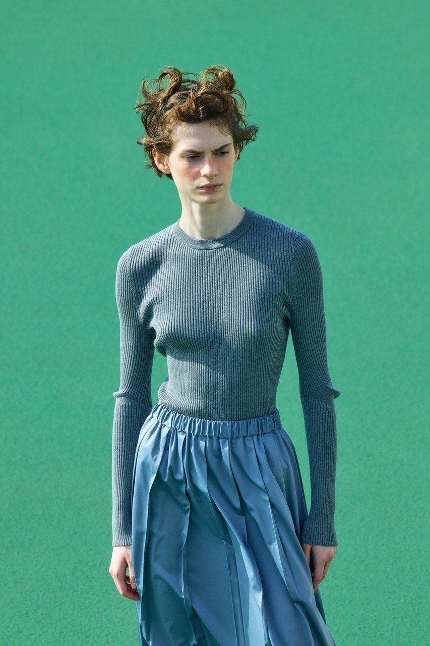 【ナゴンスタンス/nagonstans】のsocks elbow pullover 人気、トレンドファッション・服の通販 founy(ファニー) 　ファッション　Fashion　レディースファッション　Fashion for Women　トップス・カットソー　Cut & Sew Tops　シャツ・ブラウス・オフィスカジュアル　Elegant Blouses & Button-Ups　ロングTシャツ・Tシャツ　Longline T-Shirts & Tees　カジュアルプルオーバー・ニットトップス　Pullovers & Knit Tops / Casual Pullovers　カットソー・ベーシックTシャツ　Cut-and-Sewn Tops / Stretch Tees & Basics　ソックス&靴下　Socks & Hosiery　インナー　Innerwear　スリーブ　Sleeve, Long Sleeve / Short Sleeve　ソックス　Socks, Hosiery　ロング　Long, Long-Length　ワンポイント　One Point, Statement Accent　other-6|ID: prp329100004908893 ipo3291000000036771028