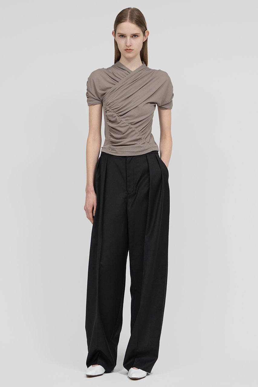 【イロット/IIROT】のskin touch シャーリング トップス 人気、トレンドファッション・服の通販 founy(ファニー) 　ファッション　Fashion　レディースファッション　Fashion for Women　トップス・カットソー　Cut & Sew Tops　シャツ・ブラウス・オフィスカジュアル　Elegant Blouses & Button-Ups　ロングTシャツ・Tシャツ　Longline T-Shirts & Tees　カットソー・ベーシックTシャツ　Cut-and-Sewn Tops / Stretch Tees & Basics　シアー　Sheer, See-Through　シャーリング　Shirring, Ruched　ショート　Short, Short Length　スリーブ　Sleeve, Long Sleeve / Short Sleeve　エレガント 上品　Elegant　other-6|ID: prp329100004908980 ipo3291000000036772130